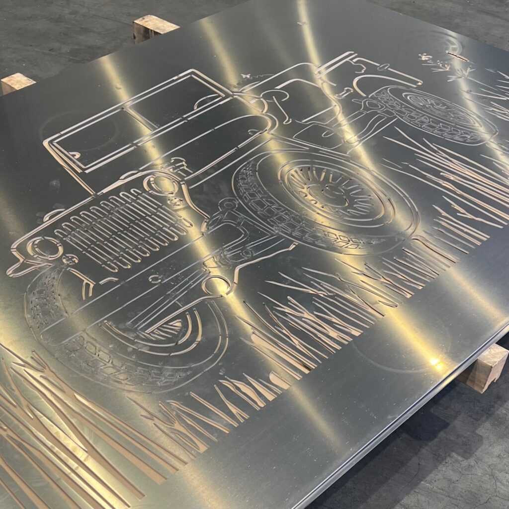 Découpe laser motif JEEP