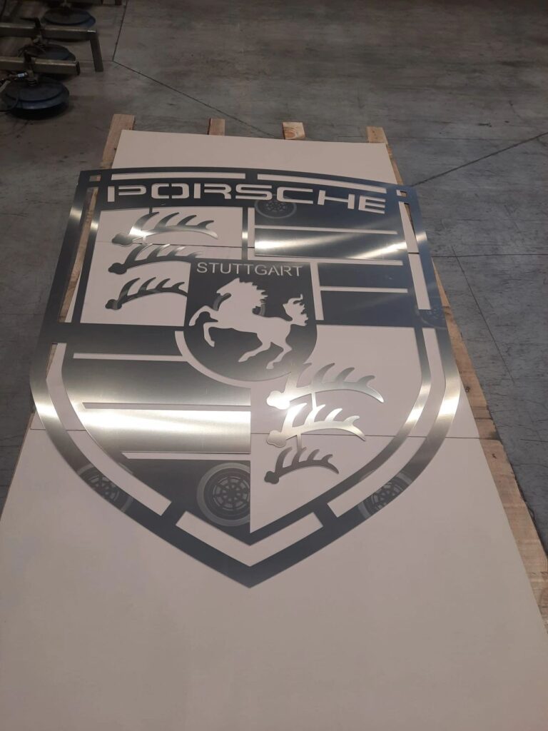 Logo PORSCHE